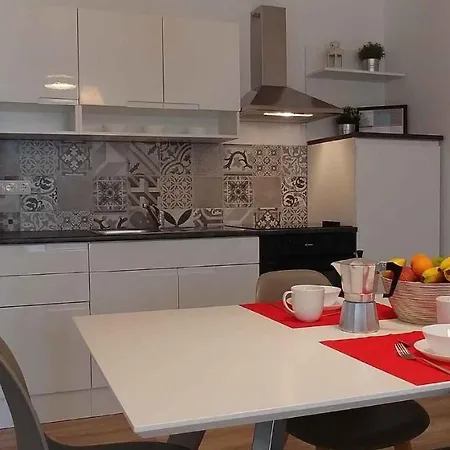 Apartment In Njivice/insel Krk 34038 Njivice