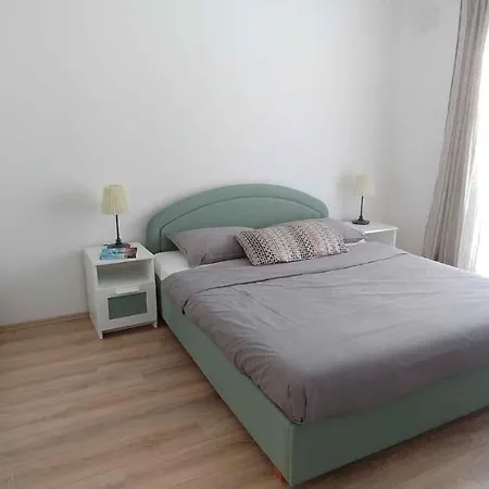 Appartamento In Njivice/insel Krk 34038 *